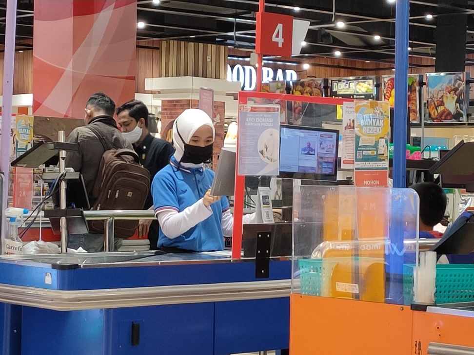 Adaptasi New Normal, Transmart Kubu Raya Layani Pengunjung dengan Protokol Kesehatan