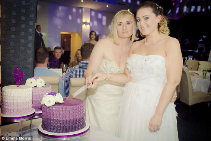 Bulan Madu di Hotel Bintang Lima, Pasangan Lesbian ini Diperlakukan Kasar oleh Pihak Hotel