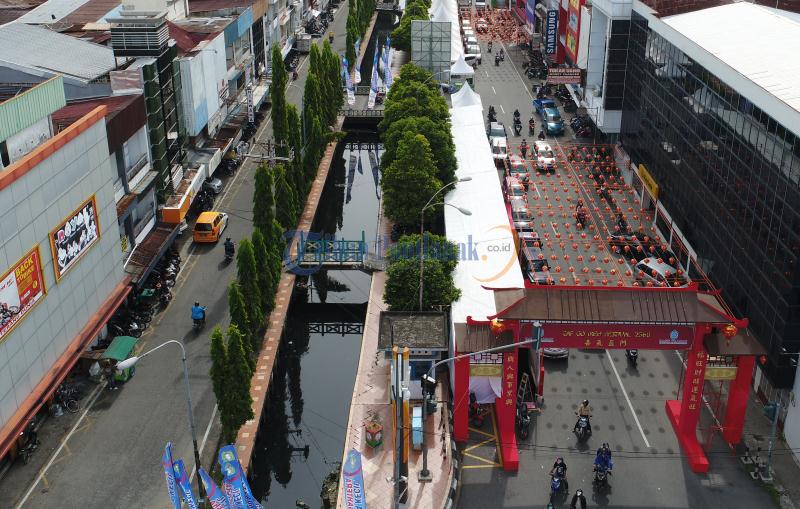 Persiapan Pasar Malam Cap Go Meh di Jalan Diponegoro - persiapan-pasar-malam_20170206_192915.jpg