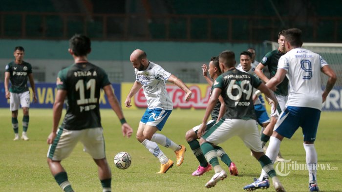 Prediksi PSM Makassar vs Persib Bandung BRI Liga 1, Bobotoh Ramal Marc Klok dan Bruno Cetak Gol