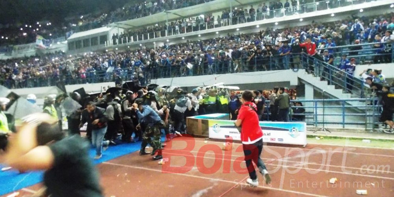persib-vs-persija_20180628_142844.jpg