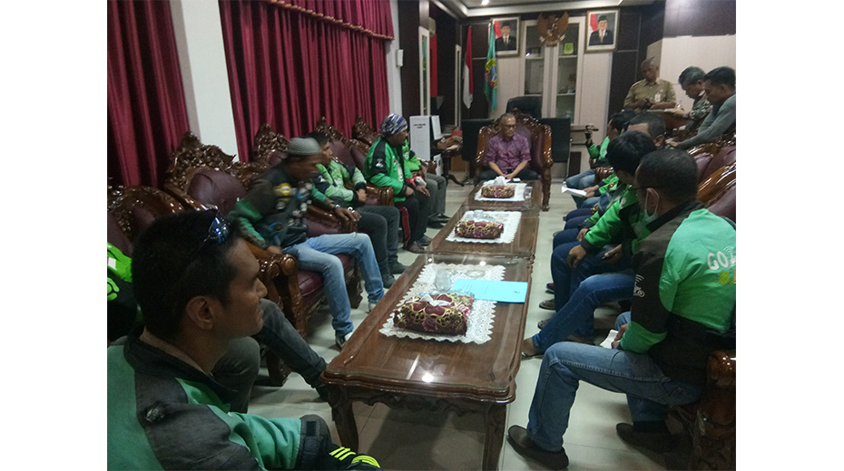 pertemuan-perwakilan-driver-go-jek-bersama-herman-hofi-munawar.jpg
