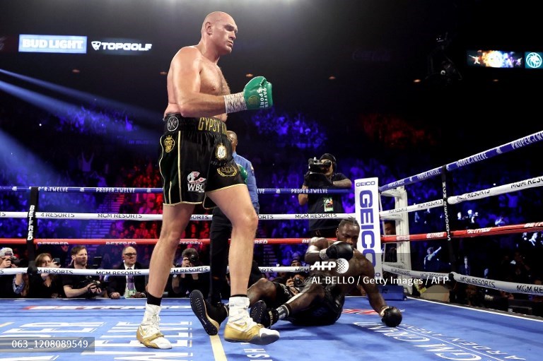 Wasit Pertarungan Tyson Fury Vs Wilder Ungkap Detik-detik Deontay Wilder Runtuh, Wilder Marah Besar