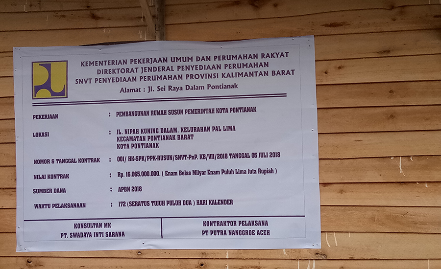 plang-pengumuman-papan-poyek-rusun-pemkot-pontianak_20180721_083457.jpg