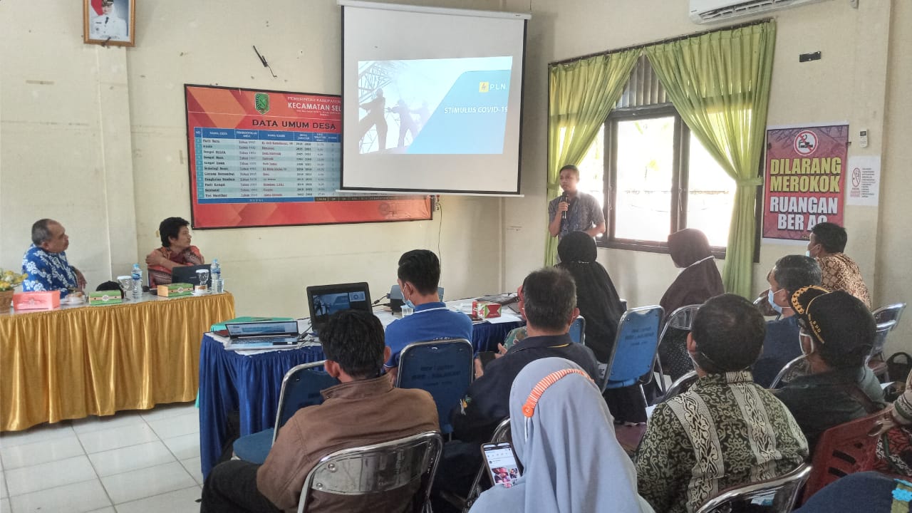 pln-singkawang-sosialisasi-stimulus-listrik.jpg