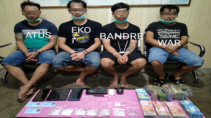 polda-kalbar-berhasil-meringkus-satu-orang-bandar24424.jpg