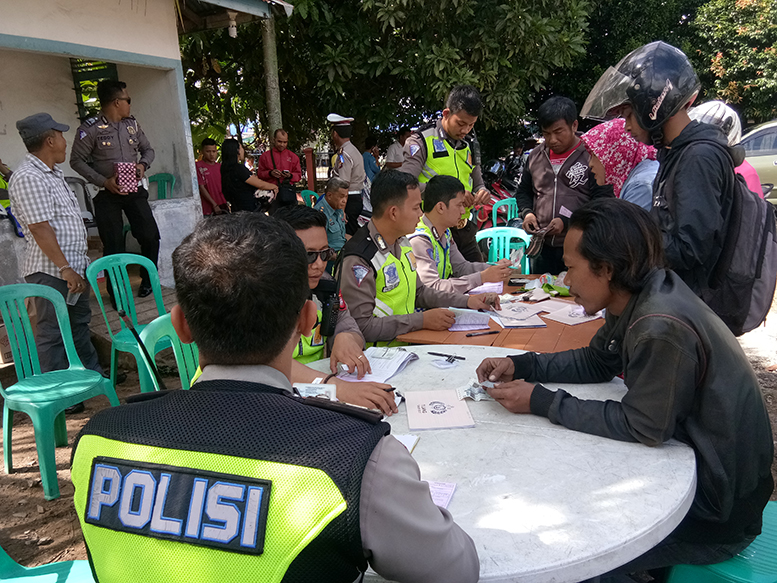 LIVE FACEBOOK - Razia Gabungan di Siantan Jaring Ratusan Pengendara