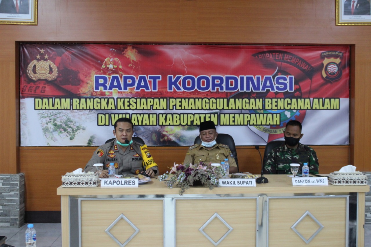 polres-mempawah-menggelar-rapat-koordinasi-dengan-seluruh-pemangku-kepentingan.jpg