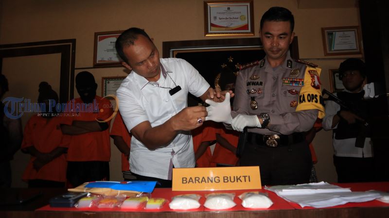 Polresta Pontianak Rilis Tangkapan Narkoba Sepanjang Awal Tahun 2019, Jaringan Lintas Provinsi - polresta-pontianak-rilis-sabu-2.jpg