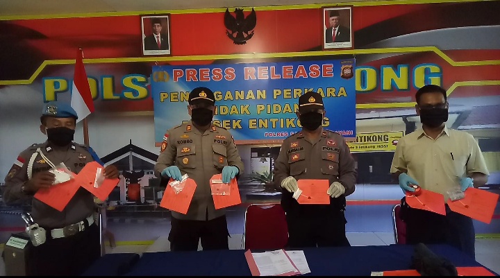 Polsek Entikong Sanggau Beberkan Pengungkapan Kasus Narkoba di Wilayah Perbatasan