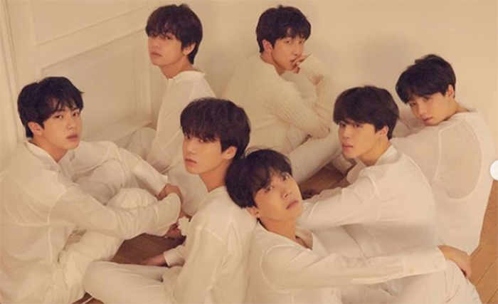 Potret Jadul BTS di Paspor Lama Ketahuan ARMY, Gaya Rambut Tuai Sorotan hingga Dijadikan Meme