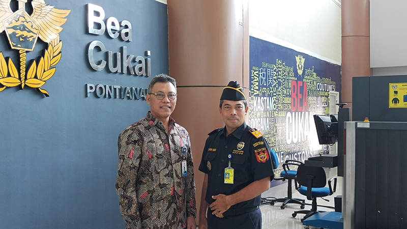 PPATK dan Bea Cukai Tinjau Pembawaan Uang Tunai di Bandara Supadio Pontianak