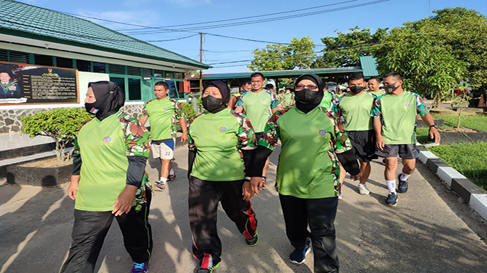 Jaga Kesehatan dan Kebugaran, Dandim Singkawang Prajurit Olahraga Bersama