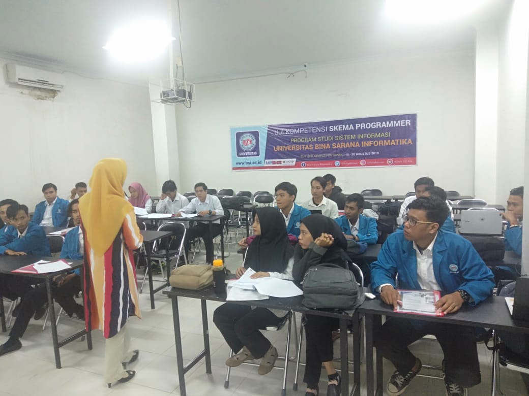 prodi-sistem-informasi-ubsi-pontianak-bekali-mahasiswa-dengan-sertifikasi-kompetensi-programmer.jpg