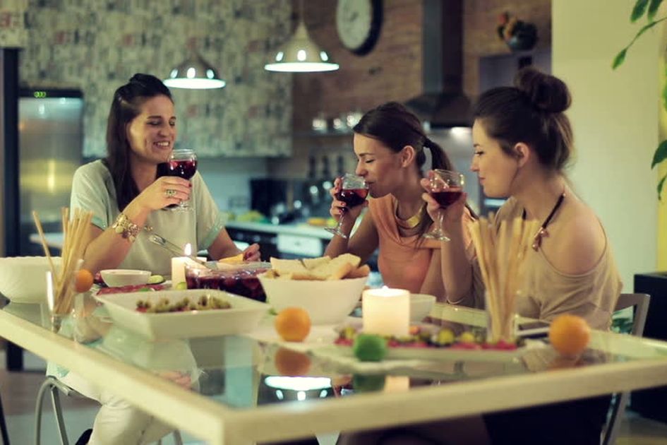 PROFESOR Beberkan Bahaya Yang Terjadi Pada Tubuh Saat Buka Puasa Langsung Makan Berat, Astaga!