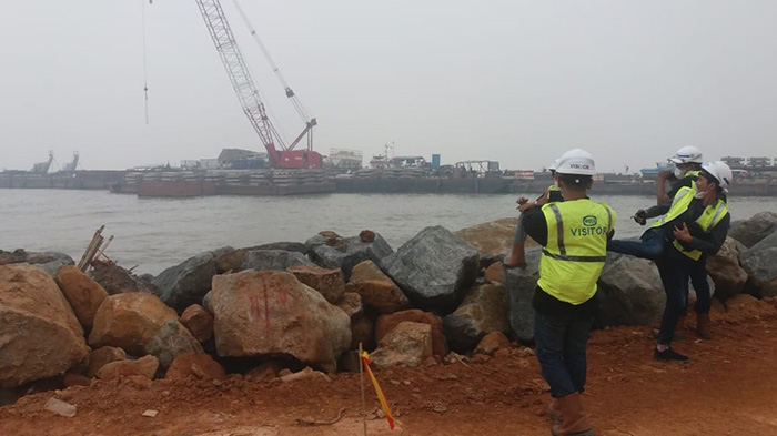 progres-pembangunan-pelabuhan-kijing-dhaj.jpg