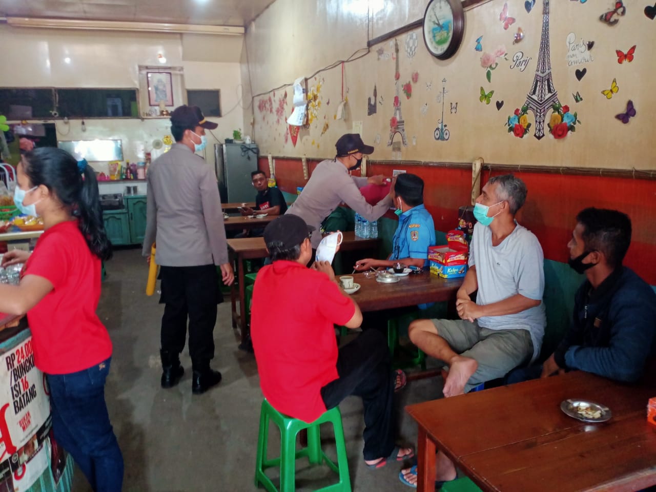 Cegah Covid-19, Polres Melawi Gencar Disiplinkan Warga Terhadap Protokol Kesehatan