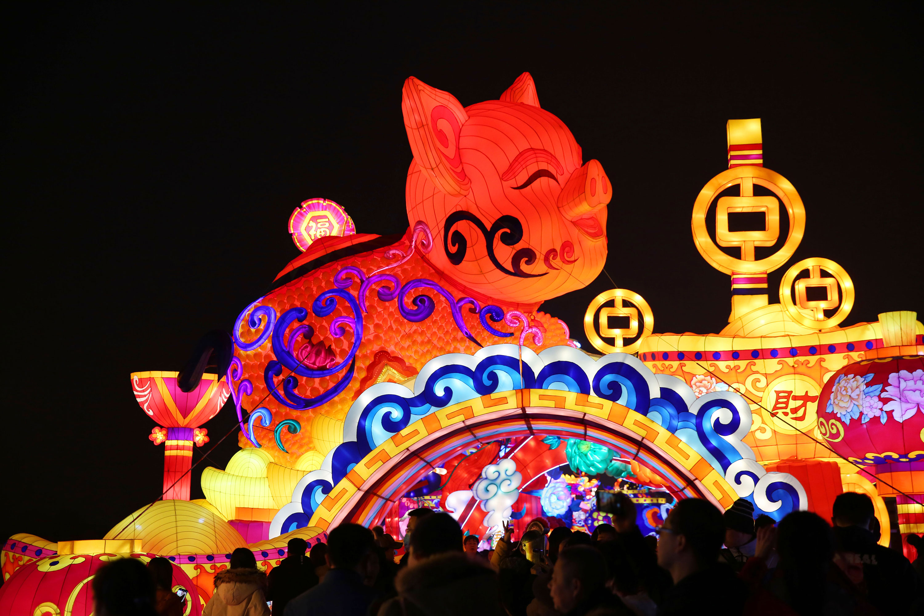 RAMALAN SHIO Jumat 17 Mei 2019, Waktu untuk Kegembiraan Kerbau, Babi Percaya Diri, Cek Shio Lainnya!