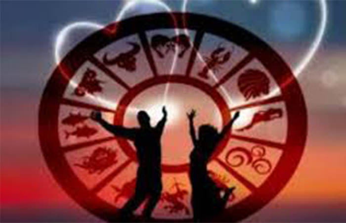 RAMALAN ZODIAK Minggu 31 Maret, Taurus Tidak Bisa Berpura-pura, Wah Ada yang Lagi Deket Nih Pisces