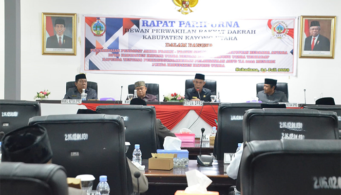 rapat-paripurna-dipimpin-langsung-oleh-ketua-dprd-kabupaten-kayong-utara.jpg