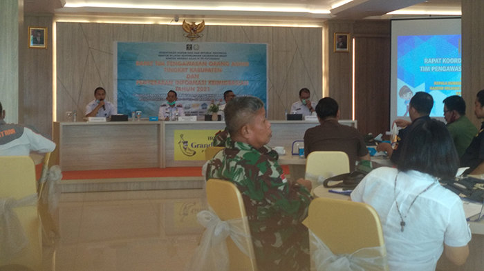 rapat-pengawasan-orang-asing-tingkat-kabupaten-313.jpg