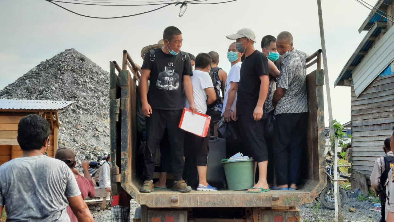 Pemeriksaan 62 WNA PT SRM di Ketapang Belum Membuahkan Hasil