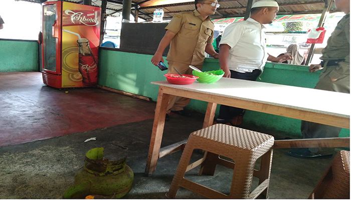 Razia, Satpol PP Pontianak Temukan Gas Melon di Rumah Makan Jalan Putri Dara Nante