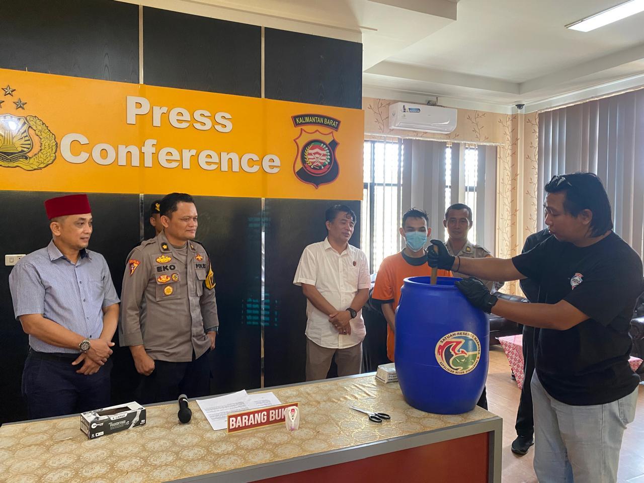 Sat Resnarkoba Polres Singkawang Gelar Pemusnahan Barang Bukti Sabu Seberat 18,76 Gram