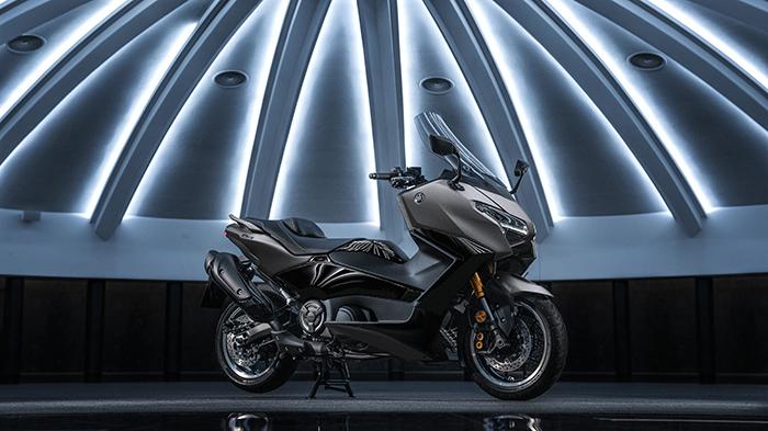 resmi-meluncurkan-flagship-model-di-kategori-MAXI-Yamaha-yaitu-TMAX-ke-pasar-Indonesia.jpg