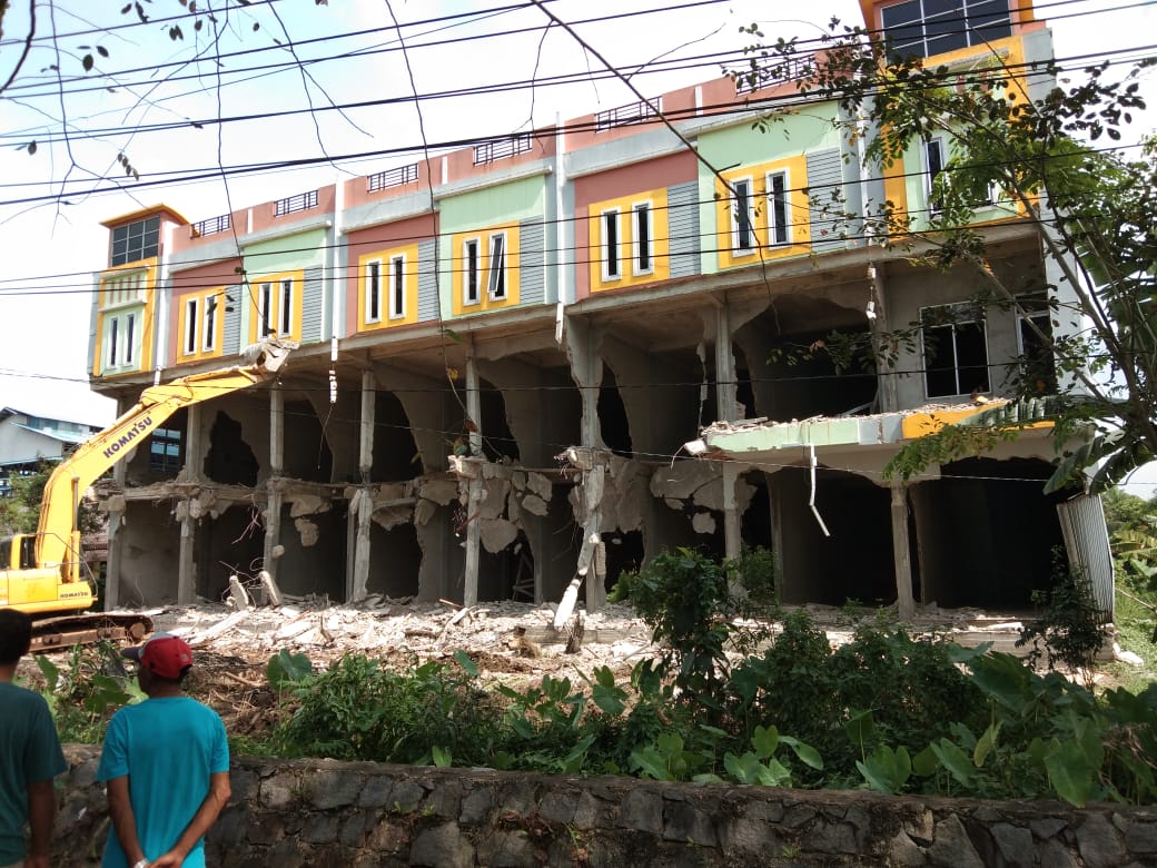 Warga Tolak Eksekusi Bangunan di Siantan Hulu, Pieter Ruru Nilai Putusan Pengadilan Aneh