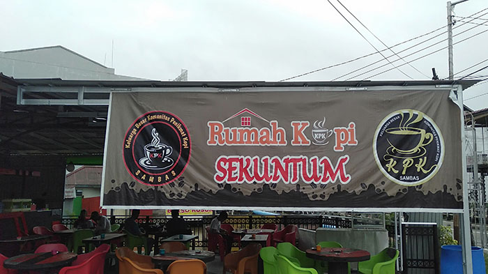 rumah-kopi-sekuntum-jl-ahmad-marzuki-kota-sambas.jpg