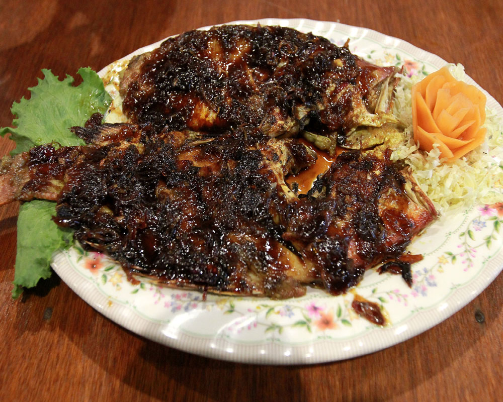 RM Podomoro Pontianak Sajikan Aneka Kuliner Seafood dengan Citarasa Khas dan Enak - rumah-makan_20160508_141936.jpg