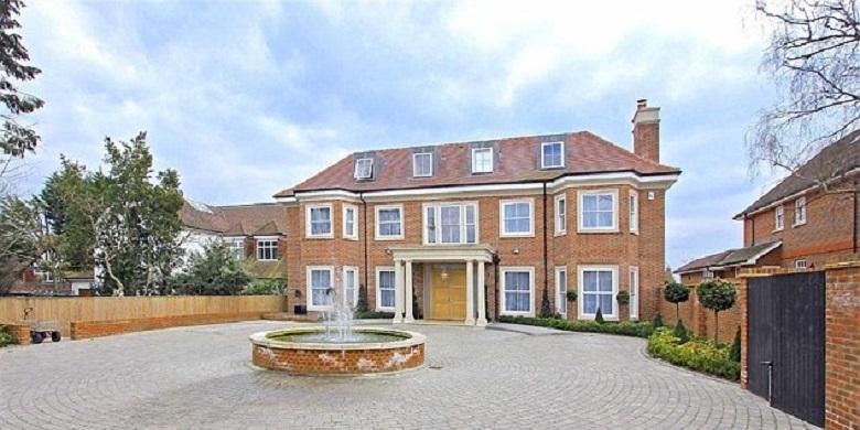 Masuk Diam-diam, 5 Orang ini Secara Rahasia Tinggal di Rumah Orang Lain Tanpa Diketahui Pemiliknya