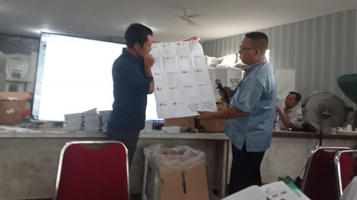 Dugaan Penggelembungan Suara Caleg Partai Golkar Terjadi di Kubu Raya