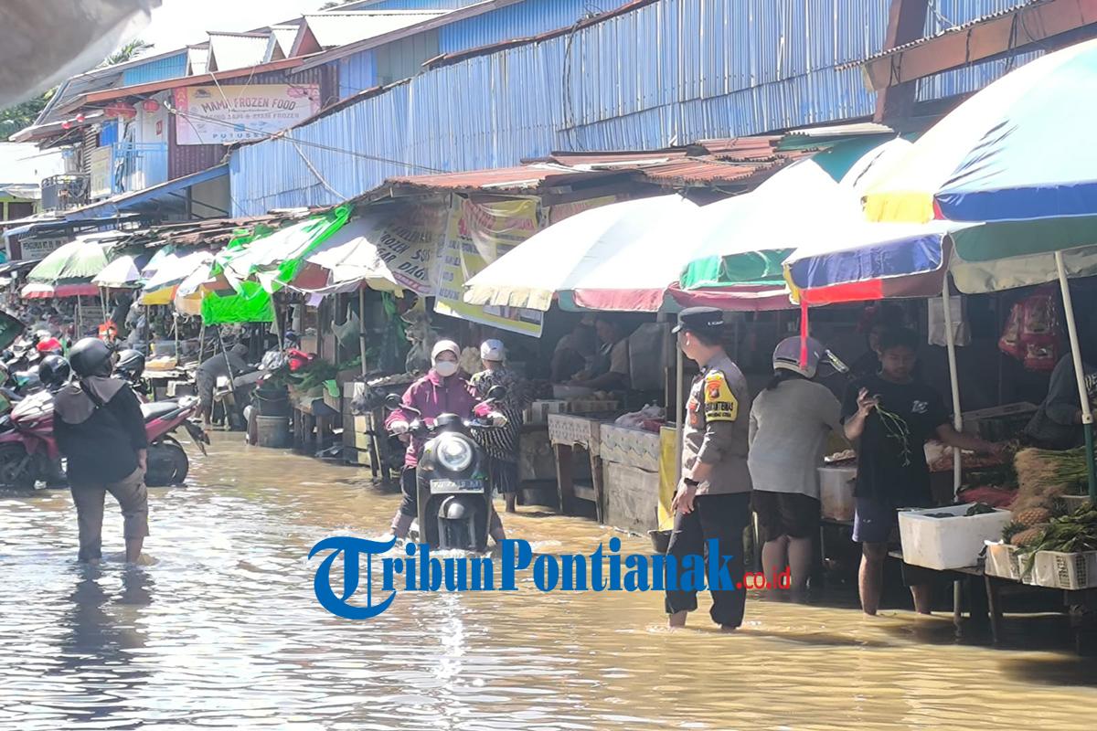 saat-terendam-banjir-dampak-curah-hujan-tinggi-Rabu-6-Mei-2026.jpg