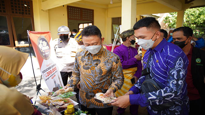 Gaungkan Produk Lokal, Wali Kota Pontianak Ajak Warga Cintai Hasil Produksi dalam Negeri