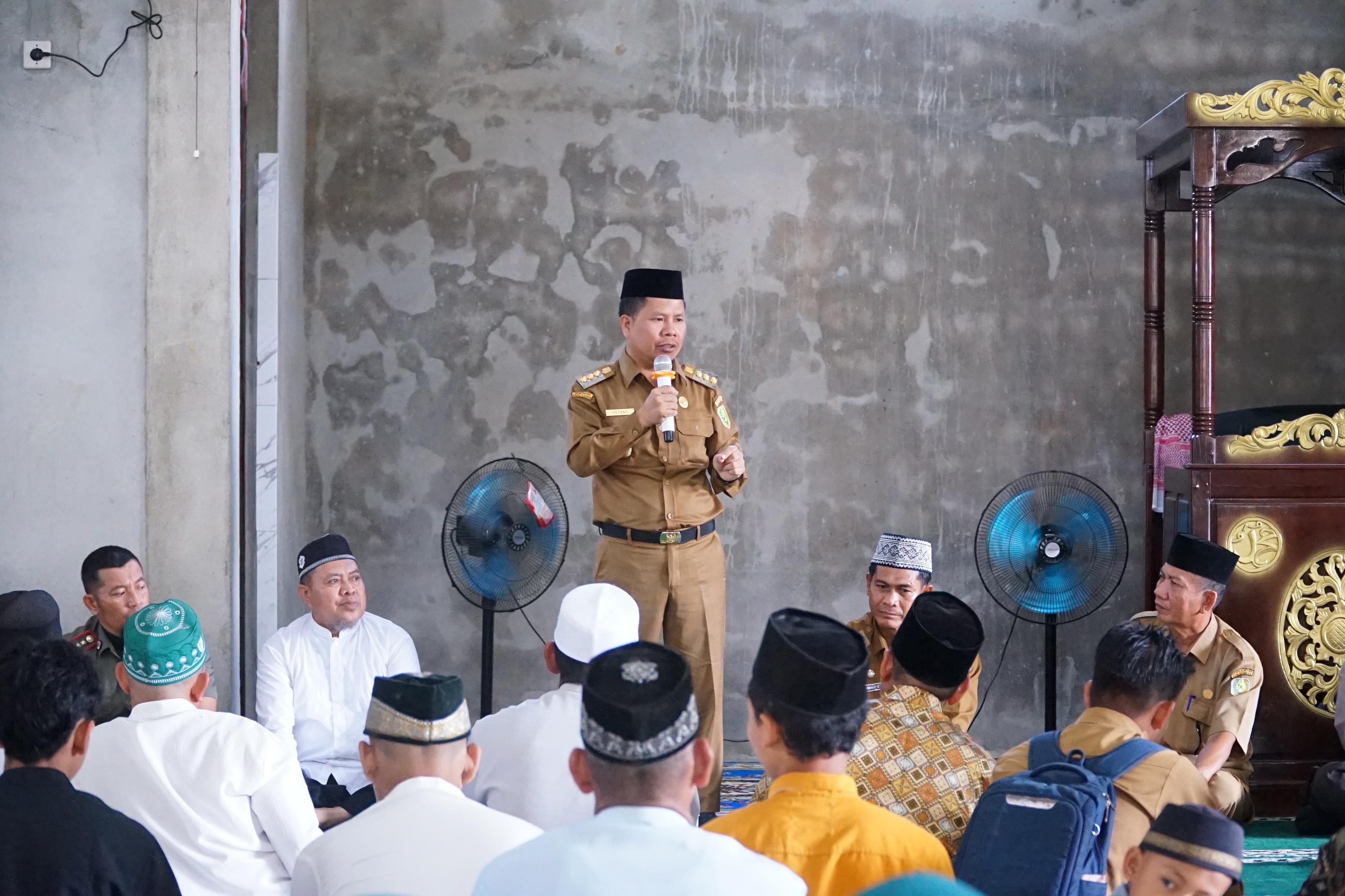 Bupati Sambas Siapkan 10 Umrah Gratis Buat Hafiz Quran