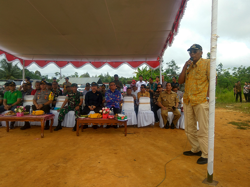 Bupati Jarot Berang, Perusahaan Tak Bantu Rawat Jalan