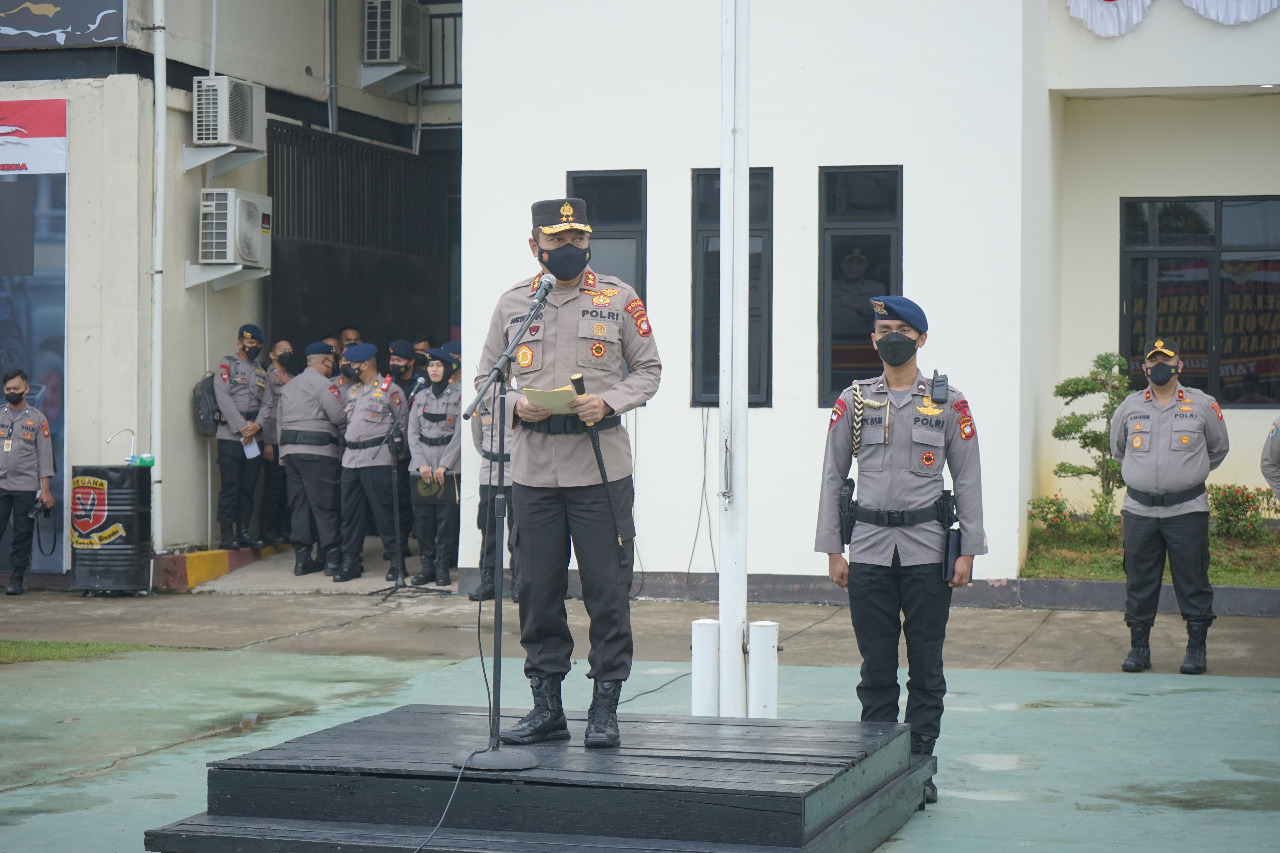 Pimpin Apel Pagi, Kapolda Kalbar Minta Personel Sat Brimob Jaga Kesehatan dan Rutin Berlatih
