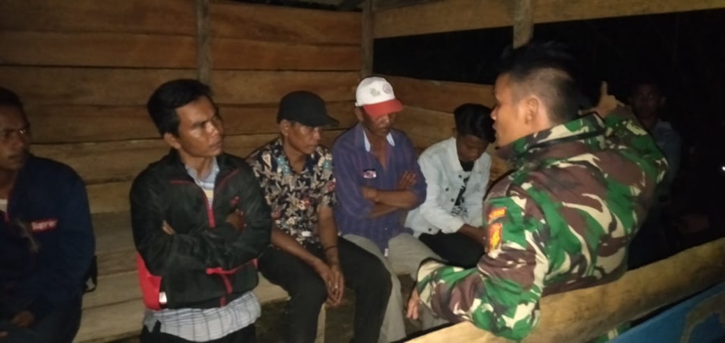 Satgas Yonmek 643 Wns Berhasil Cegah 8 WNI Tanpa Dokumen di Jalur Tikus