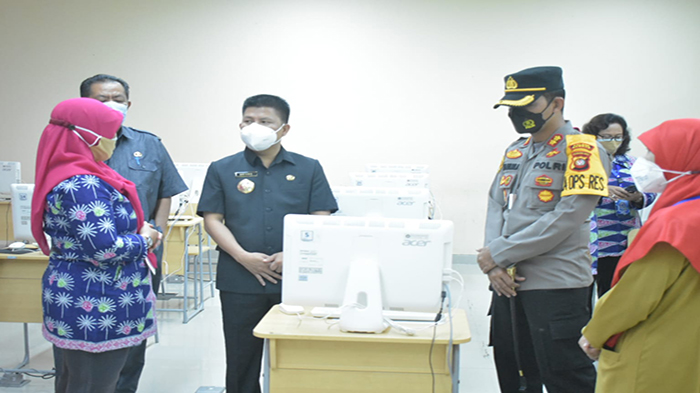 Bupati Sambas Satono Pastikan Tes CPNS Sesuai Aturan dan Regulasi