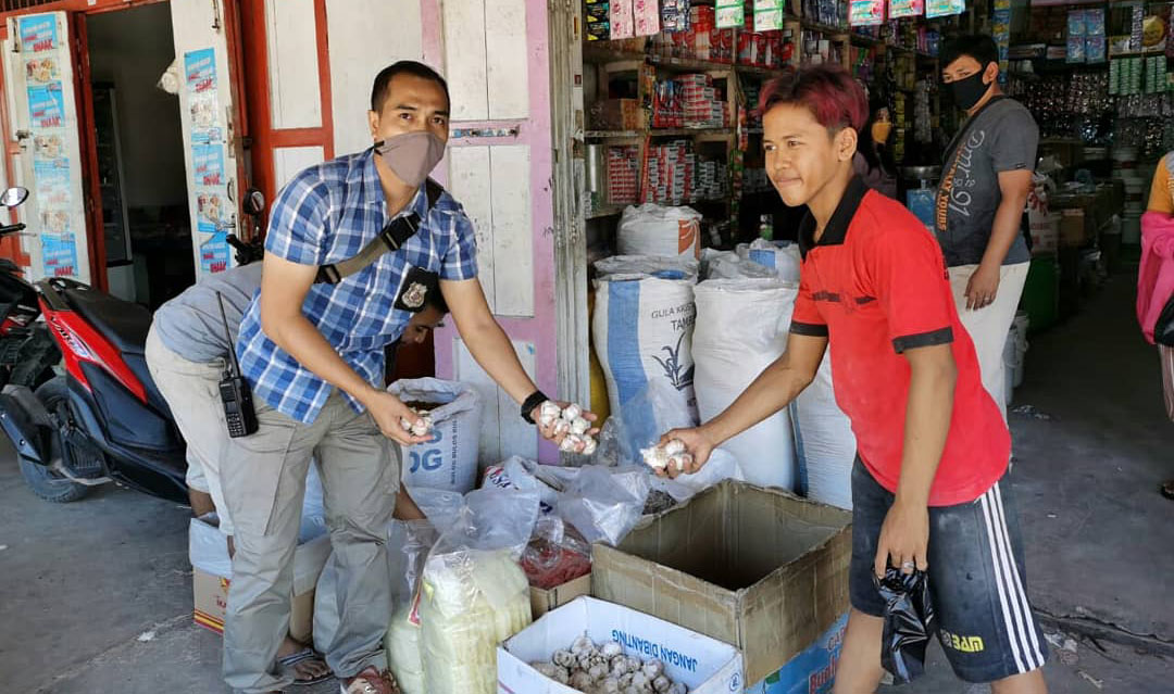 satreskrim-polres-mempawah-pantau-ketersediaan-bahan-agdss.jpg