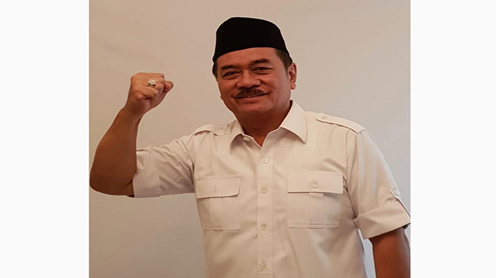 satu-diantara-caleg-gerindra-untuk-dpr-ri-dapil-kalbar-yusid-toyib-jhxc.jpg
