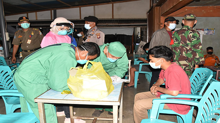 Satgas Covid-19 Mempawah Kembali Laksanakan Operasi Penegakan Prokes, 17 Orang di Swab