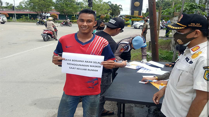 Pengendara Terjaring Razia, 142 Orang Tak Pakai Masker Saat Berkendara