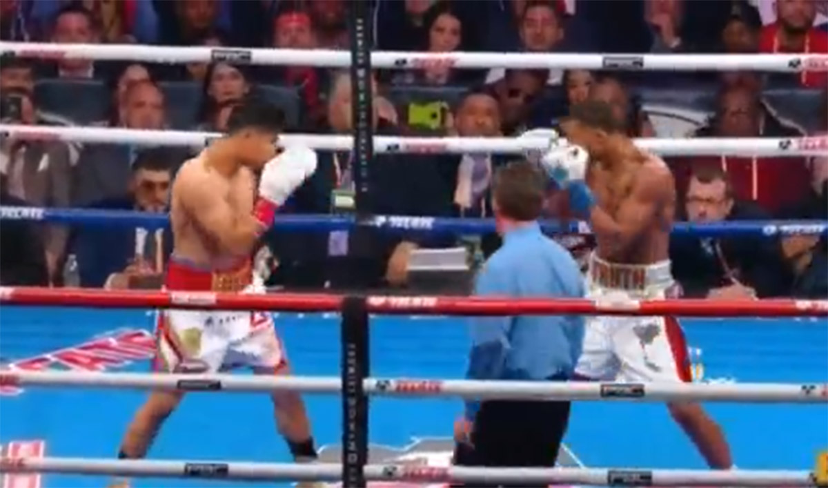 Sedang Berlangsung! Live Streaming Errol Spence Jr Vs Mikey Garcia Tinju Dunia Live TVOne