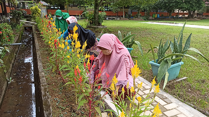 Jelang Sekolah Tatap Muka, SMPN 4 Terapkan Perilaku Hidup Bersih dan Sehat