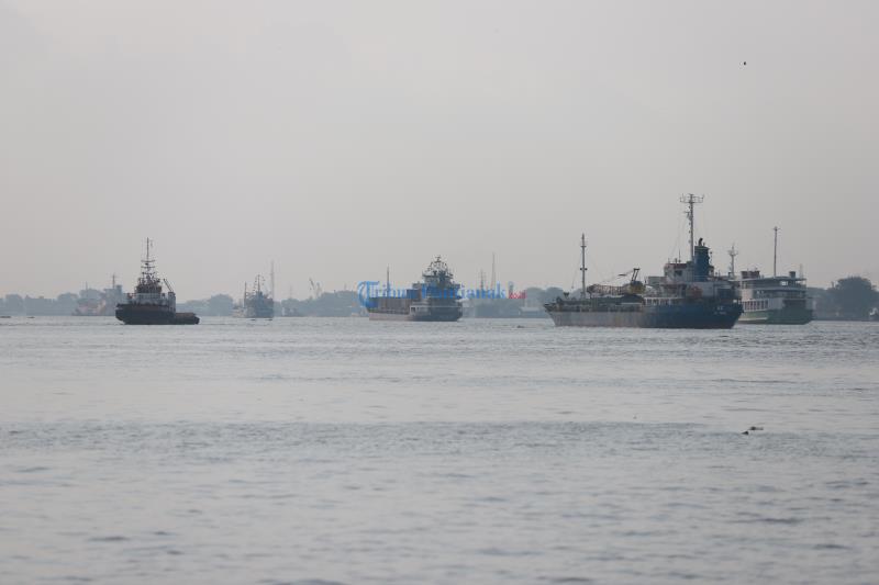 BMKG Prediksi Pelabuhan Dwikora Pontianak Berpotensi Hujan Ringan, Berikut di Pelabuhan Lainnya