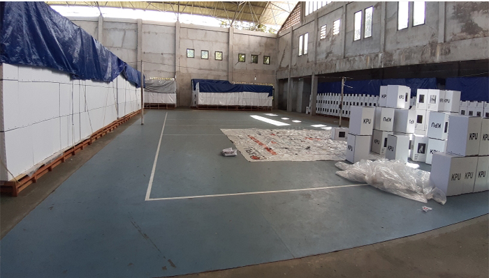 KPU Mempawah Rampung Rakit 3.300 Kotak Suara