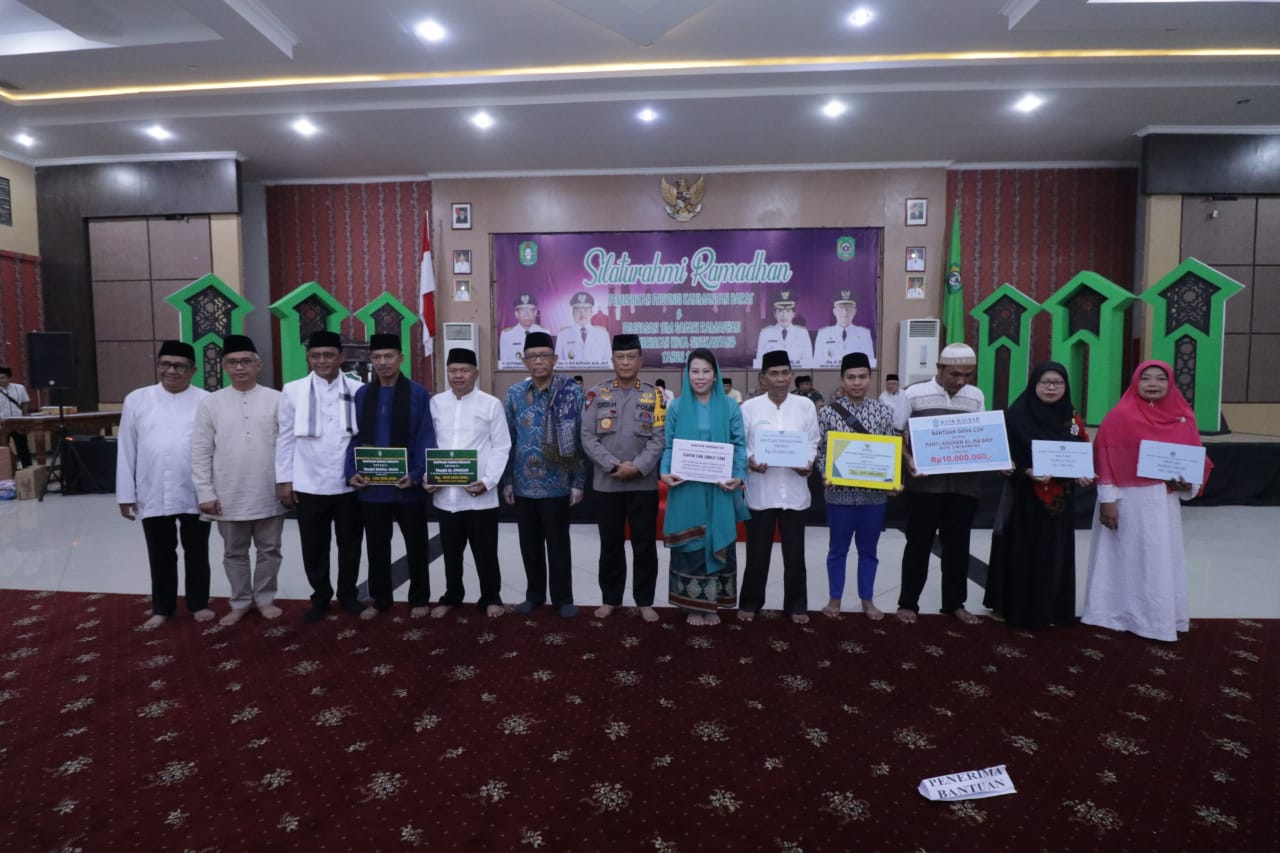 Gubernur Ajak Awasi Pembangunan Pelabuhan Kijing dan Jembatan Sambas